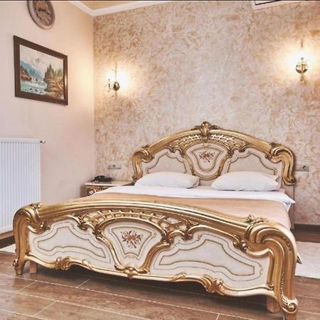 Готель Ангел На Великій Кільцевій Sofiivska Borshchahivka Bagian luar foto