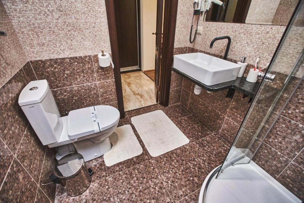 Готель Ангел На Великій Кільцевій Sofiivska Borshchahivka Bagian luar foto